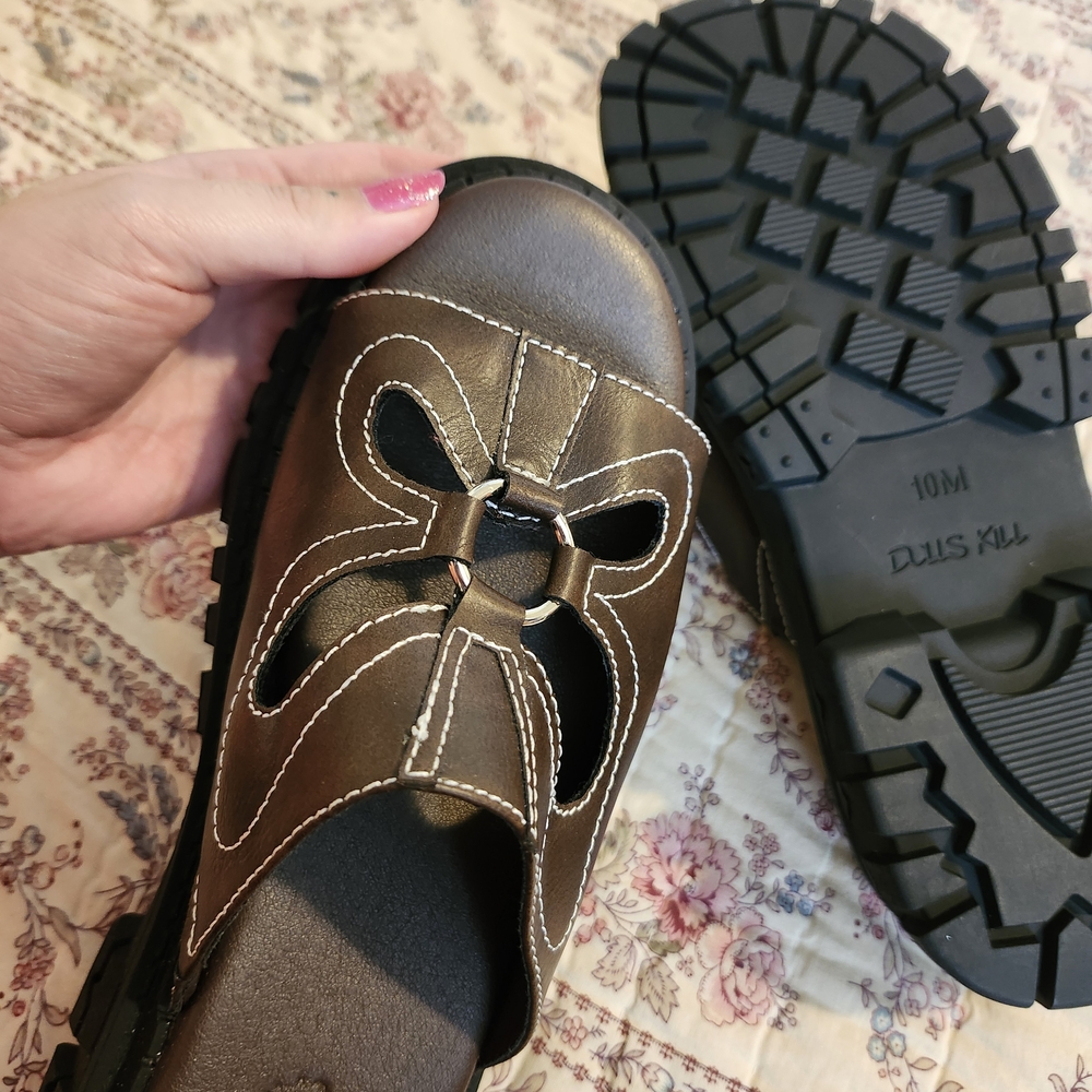 dELiA*s Brown Open-Toe Slide Sandals with Cutout Floral Accent - Picture 7 of 11